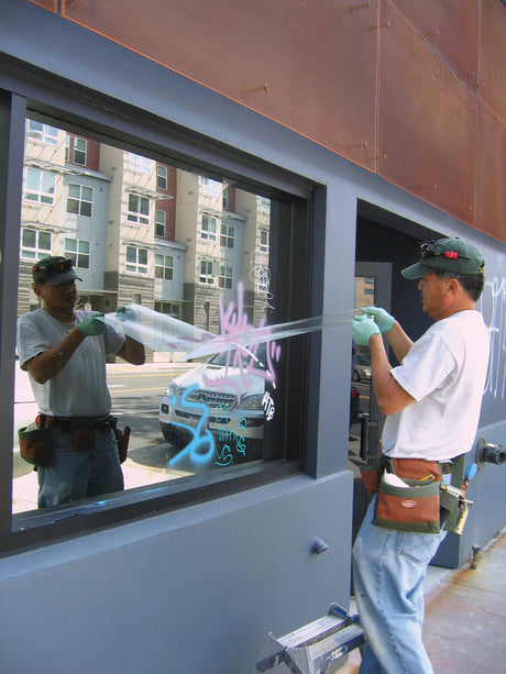 Anti-graffiti film